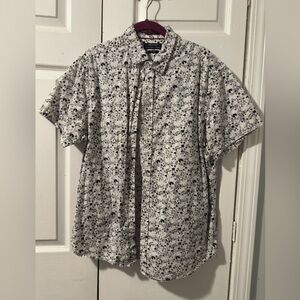 Nice Floral Causal Button Down